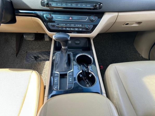 Kia Carnival III с пробегом 2019 года, цена 2 830 000 рублей, 100518 км, минивэн, Автокод Объявления