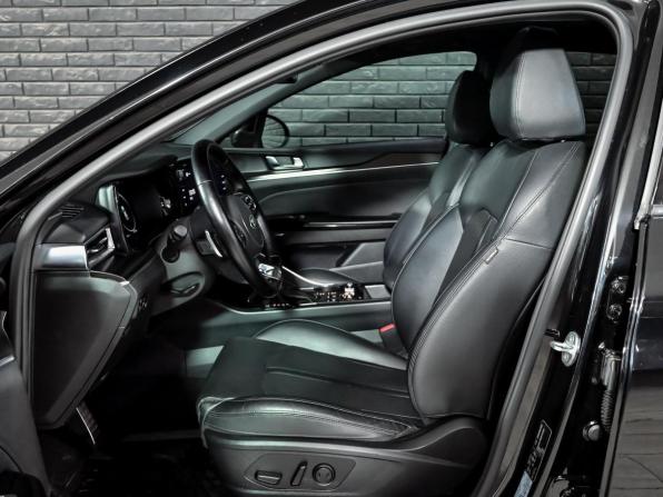 Kia K5 III с пробегом 2021 года, цена 2 490 000 рублей, 137559 км, седан, Автокод Объявления