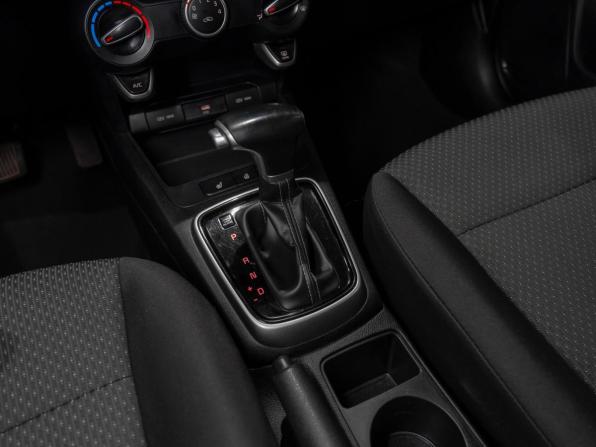 Kia Rio IV Рестайлинг с пробегом 2021 года, цена 1 495 000 рублей, 119109 км, хэтчбек, Автокод Объявления