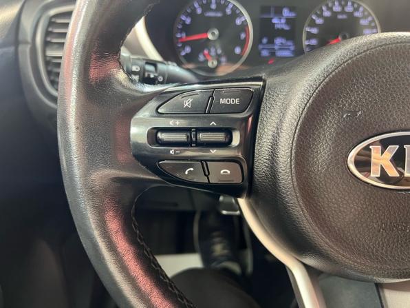 Kia Rio IV Рестайлинг с пробегом 2021 года, цена 1 559 000 рублей, 68888 км, седан, Автокод Объявления