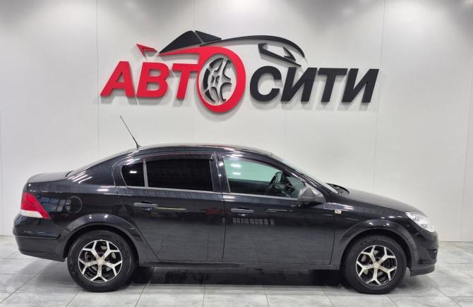 Opel Astra H Рестайлинг с пробегом 2012 года, цена 620 000 рублей, 209049 км, седан, Автокод Объявления