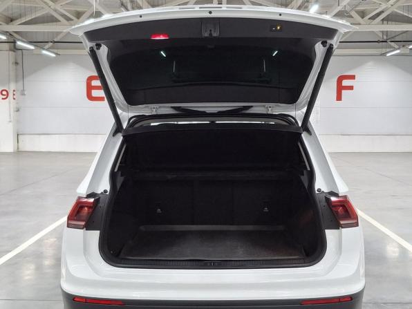 Volkswagen Tiguan II с пробегом 2016 года, цена 1 999 000 рублей, 204484 км, внедорожник, Автокод Объявления