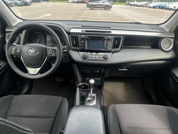 Toyota RAV4 IV (XA40) Рестайлинг с пробегом 2016 года, цена 2 297 000 рублей, 155000 км, внедорожник, Автокод Объявления