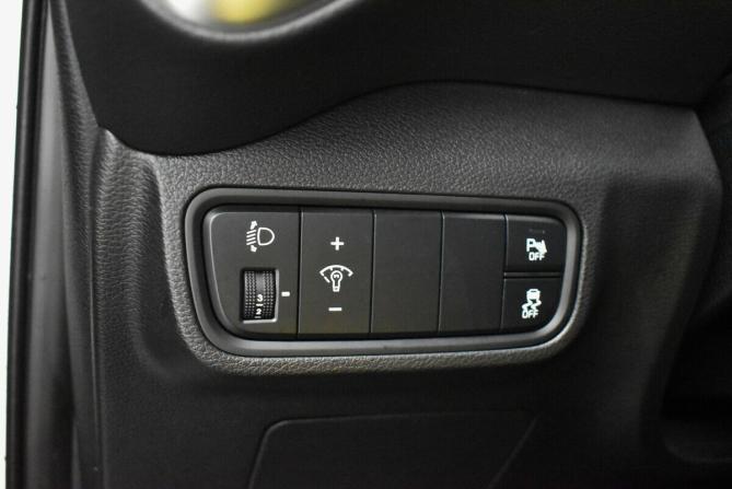 Kia Soul III с пробегом 2022 года, цена 2 220 000 рублей, 35072 км, хэтчбек, Автокод Объявления