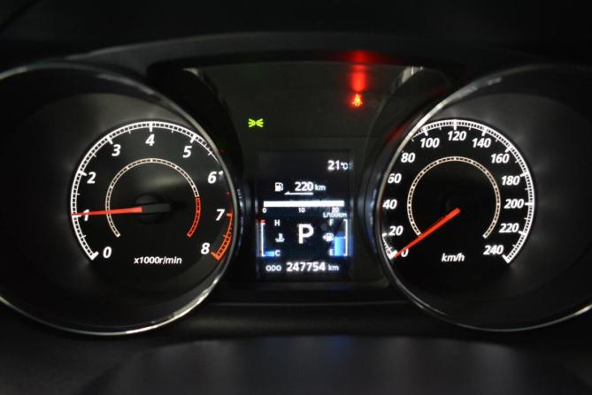 Citroen C-Crosser с пробегом 2010 года, цена 989 000 рублей, 247000 км, внедорожник, Автокод Объявления