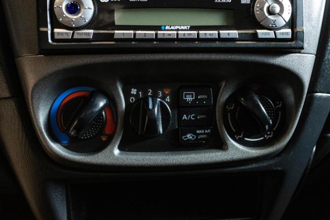 Nissan Almera II (N16) Рестайлинг с пробегом 2005 года, цена 389 000 рублей, 311923 км, седан, Автокод Объявления