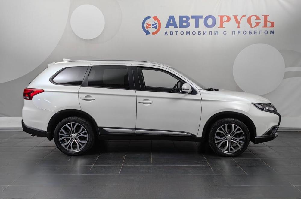 Mitsubishi Outlander III Рестайлинг 2 Москва  - изображение 5