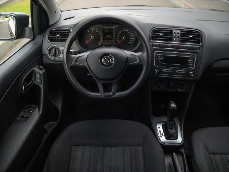 Volkswagen Polo V Рестайлинг Санкт-Петербург  - изображение 12