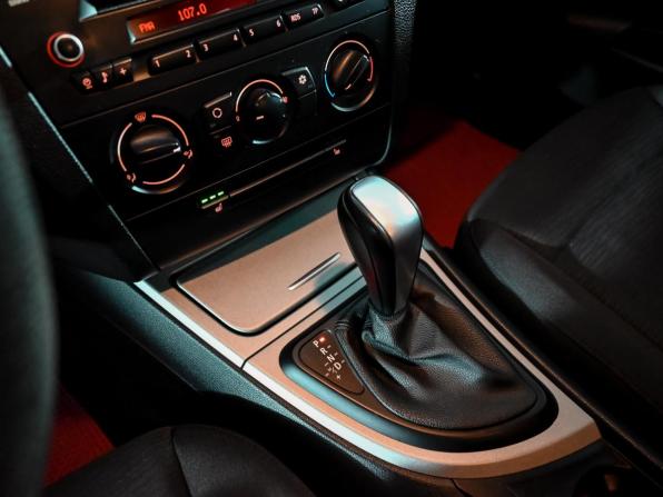 BMW 1 серии I (E81/E82/E87/E88) Рестайлинг с пробегом 2010 года, цена 820 000 рублей, 222130 км, хэтчбек, Автокод Объявления