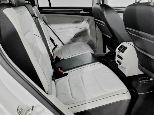 Volkswagen Tiguan II с пробегом 2017 года, цена 1 930 000 рублей, 245238 км, внедорожник, Автокод Объявления