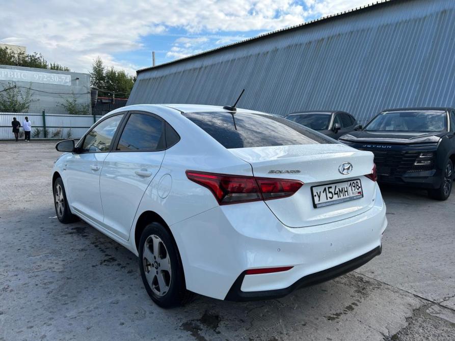 Hyundai Solaris II Санкт-Петербург  - изображение 2
