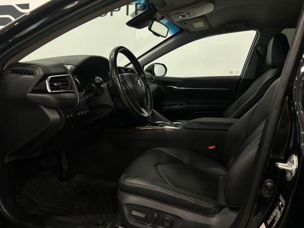 Toyota Camry VIII (XV70) с пробегом 2019 года, цена 2 529 000 рублей, 95122 км, седан, Автокод Объявления