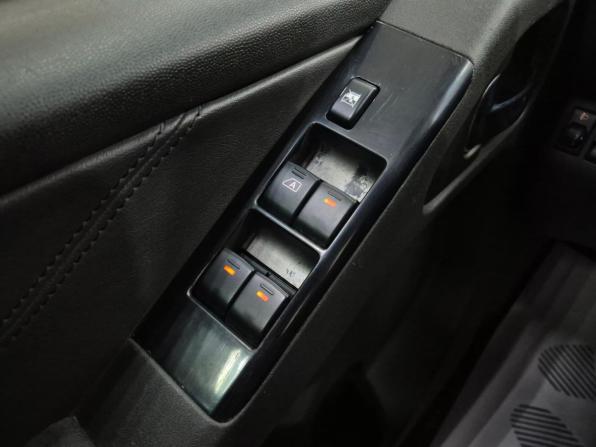 Nissan Navara (Frontier) III (D40) с пробегом 2007 года, цена 1 150 000 рублей, 220035 км, пикап, Автокод Объявления