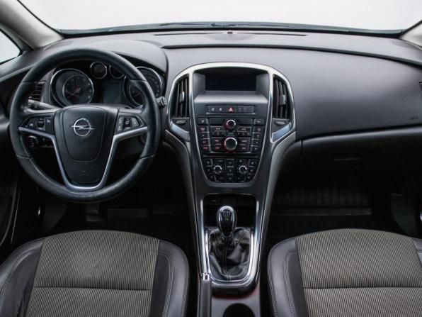 Opel Astra J с пробегом 2012 года, цена 505 000 рублей, 321854 км, хэтчбек, Автокод Объявления