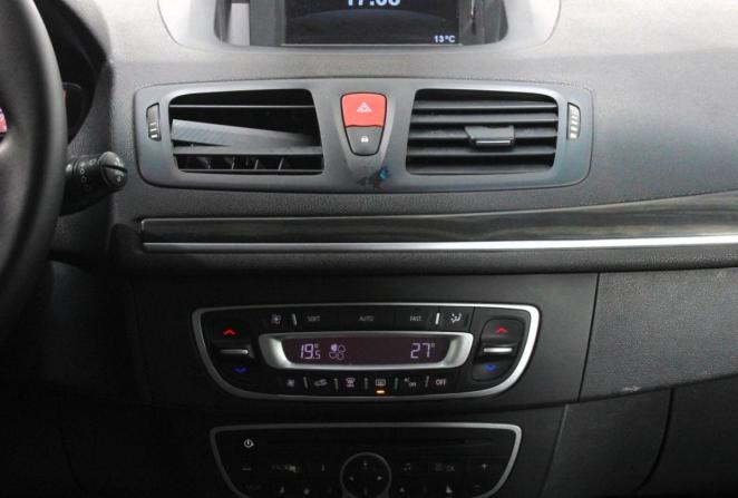 Renault Megane III с пробегом 2011 года, цена 570 000 рублей, 278993 км, хэтчбек, Автокод Объявления