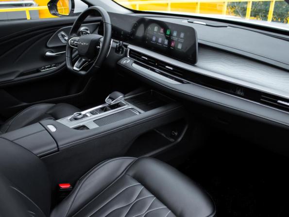 Chery Arrizo 8 с пробегом 2023 года, цена 2 040 000 рублей, 27500 км, седан, Автокод Объявления