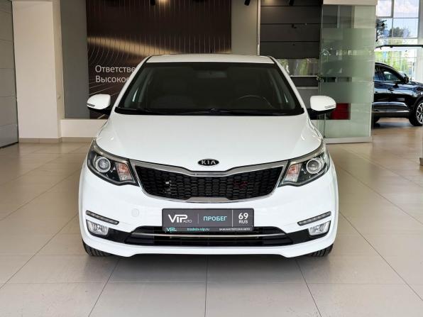 Kia Rio III Рестайлинг с пробегом 2015 года, цена 1 220 000 рублей, 28904 км, седан, Автокод Объявления