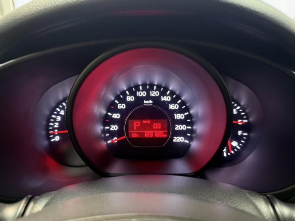Kia Soul II Рестайлинг с пробегом 2017 года, цена 1 475 000 рублей, 123107 км, хэтчбек, Автокод Объявления