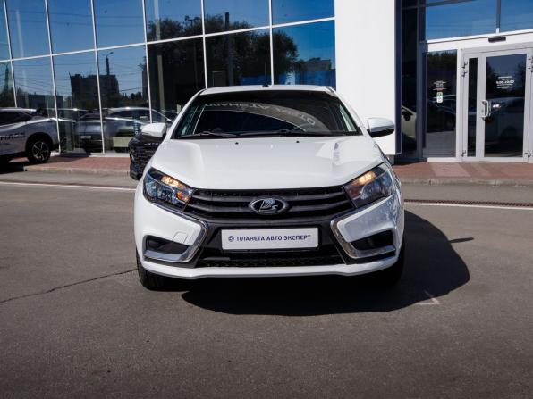Lada (ВАЗ) Vesta I с пробегом 2021 года, цена 974 000 рублей, 94681 км, седан, Автокод Объявления