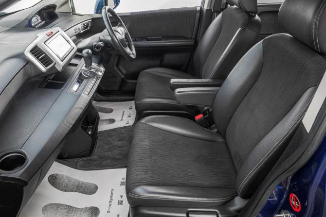 Honda Freed I Рестайлинг 2 с пробегом 2015 года, цена 1 299 000 рублей, 128000 км, компактвэн, Автокод Объявления