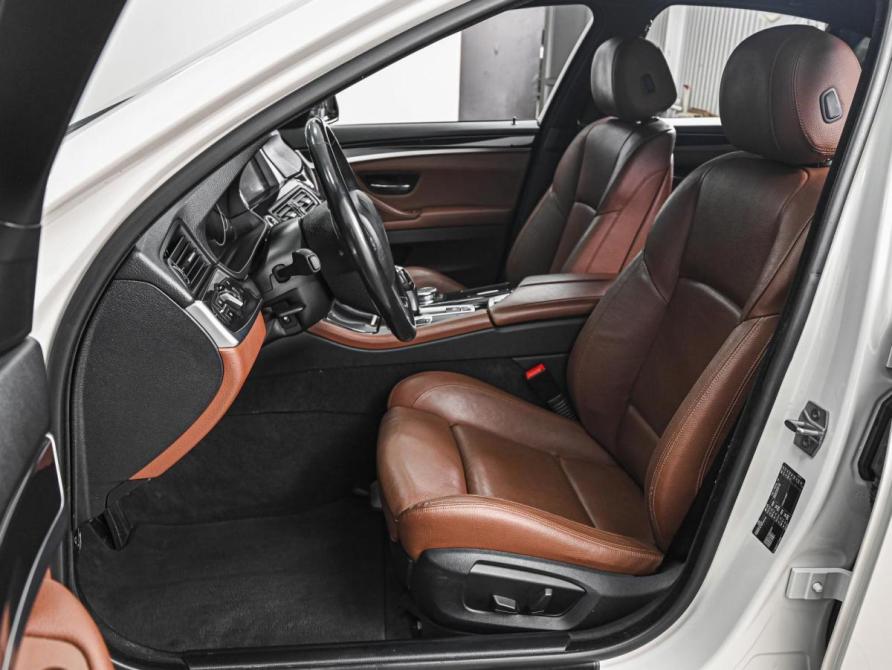 BMW 5 серии VI (F10/F11/F07) Рестайлинг Ставрополь  - изображение 10