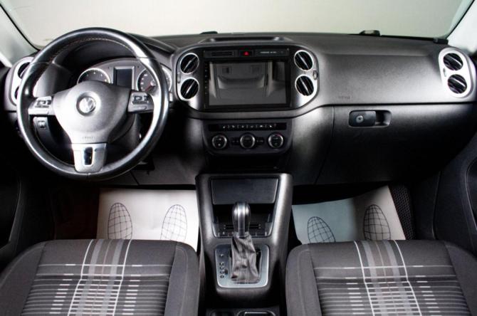 Volkswagen Tiguan I Рестайлинг с пробегом 2016 года, цена 1 499 000 рублей, 242000 км, внедорожник, Автокод Объявления
