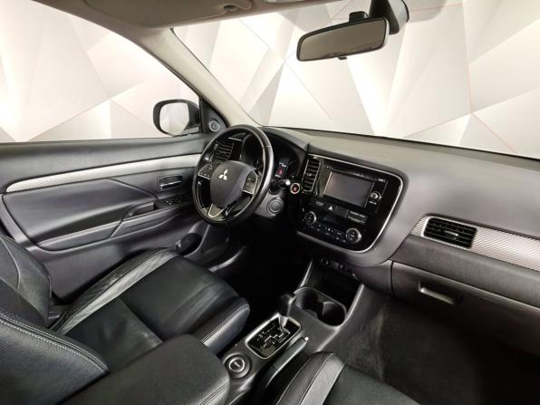 Mitsubishi Outlander III Рестайлинг 2 с пробегом 2015 года, цена 1 555 000 рублей, 166710 км, внедорожник, Автокод Объявления
