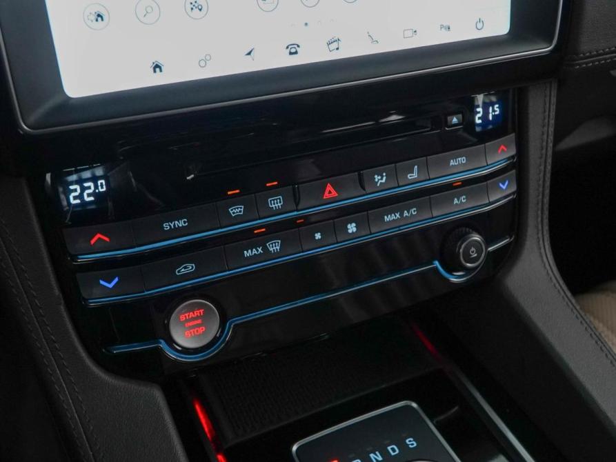 Jaguar F-Pace I Москва  - изображение 21