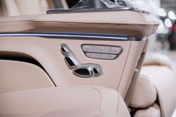 Новый Mercedes-Benz V-Класс III (W447) Рестайлинг 2 2026 года, цена 13 900 000 рублей, минивэн, Автокод Объявления