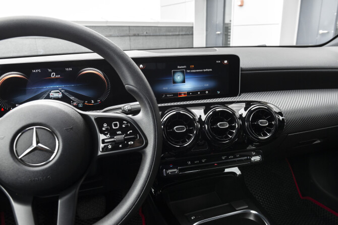 Mercedes-Benz A-Класс IV (W177) с пробегом 2019 года, цена 2 370 000 рублей, 98173 км, хэтчбек, Автокод Объявления