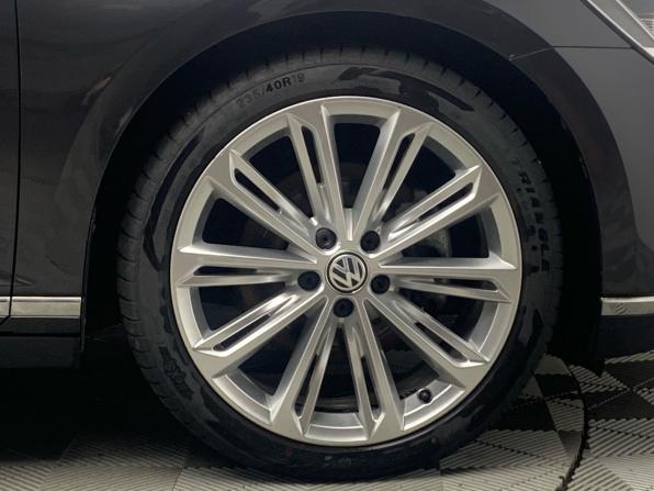 Volkswagen Passat B8 с пробегом 2019 года, цена 2 518 000 рублей, 96255 км, универсал, Автокод Объявления