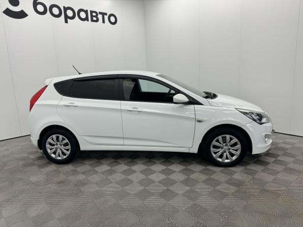 Hyundai Solaris I Рестайлинг с пробегом 2015 года, цена 890 000 рублей, 169307 км, хэтчбек, Автокод Объявления