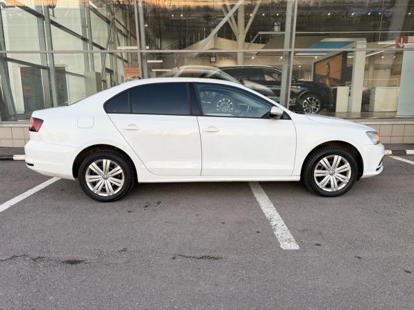 Volkswagen Jetta VI Рестайлинг с пробегом 2016 года, цена 1 390 000 рублей, 93950 км, седан, Автокод Объявления