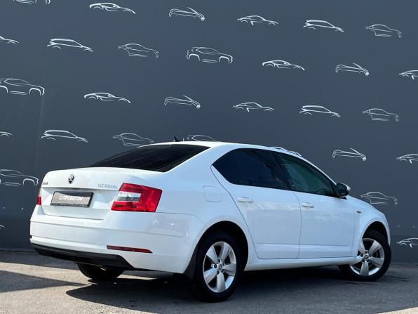 Skoda Octavia III (A7) Рестайлинг с пробегом 2019 года, цена 1 625 400 рублей, 80545 км, лифтбек, Автокод Объявления