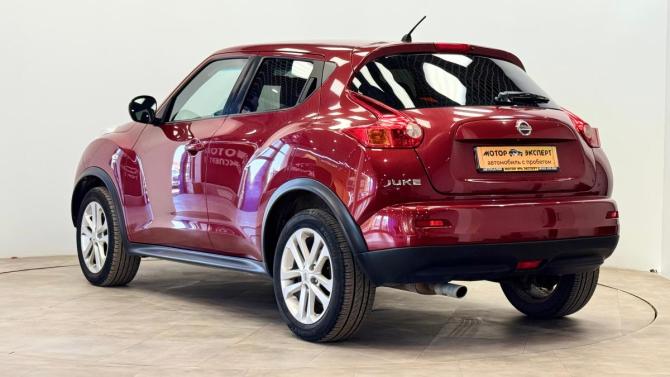 Nissan Juke I с пробегом 2011 года, цена 860 000 рублей, 102707 км, внедорожник, Автокод Объявления