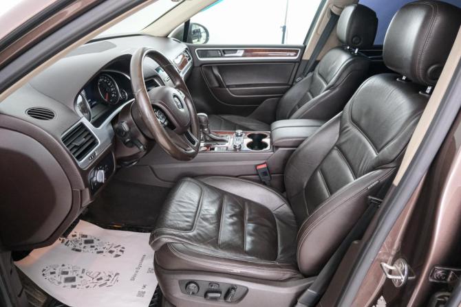Volkswagen Touareg II с пробегом 2013 года, цена 1 899 000 рублей, 237000 км, внедорожник, Автокод Объявления
