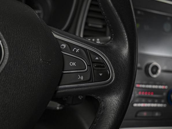 Renault Megane IV с пробегом 2018 года, цена 1 170 000 рублей, 280517 км, универсал, Автокод Объявления