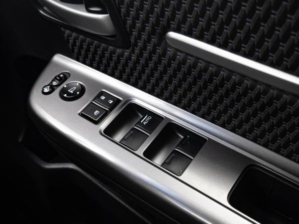 Honda Stepwgn V с пробегом 2017 года, цена 1 990 000 рублей, 111334 км, минивэн, Автокод Объявления