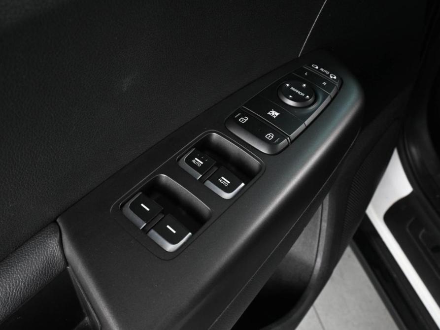 Kia Sportage IV Рестайлинг Ростов-на-Дону  - изображение 18