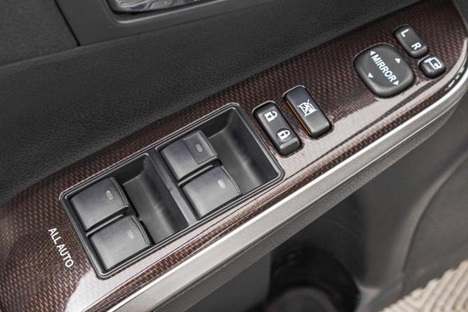 Toyota Camry VII (XV50) Рестайлинг с пробегом 2016 года, цена 2 329 000 рублей, 121700 км, седан, Автокод Объявления