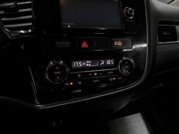 Mitsubishi Outlander III с пробегом 2012 года, цена 1 525 000 рублей, 175084 км, внедорожник, Автокод Объявления