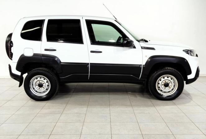 Lada (ВАЗ) Niva с пробегом 2022 года, цена 925 000 рублей, 82788 км, внедорожник, Автокод Объявления