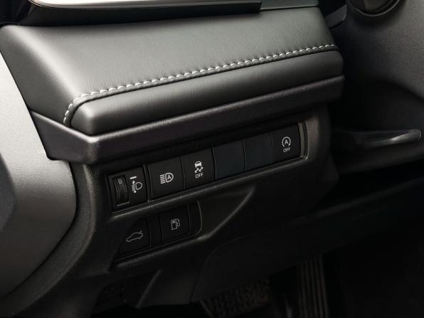 Toyota Camry IX (XV80) China Market с пробегом 2024 года, цена 3 800 000 рублей, 23671 км, седан, Автокод Объявления