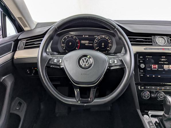 Volkswagen Passat B8 с пробегом 2018 года, цена 2 645 000 рублей, 66799 км, седан, Автокод Объявления