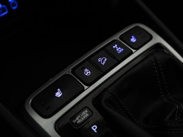 Hyundai Creta I с пробегом 2017 года, цена 1 699 700 рублей, 142978 км, внедорожник, Автокод Объявления