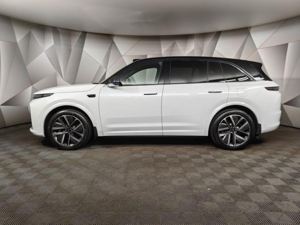 Li Auto (Lixiang) L7 I с пробегом 2023 года, цена 5 210 000 рублей, 40636 км, внедорожник, Автокод Объявления