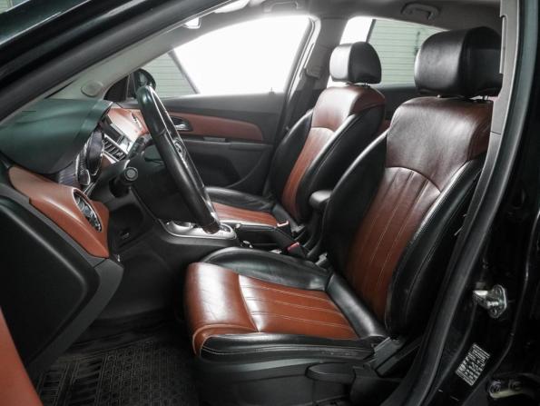 Chevrolet Cruze I Рестайлинг с пробегом 2012 года, цена 609 000 рублей, 255372 км, хэтчбек, Автокод Объявления