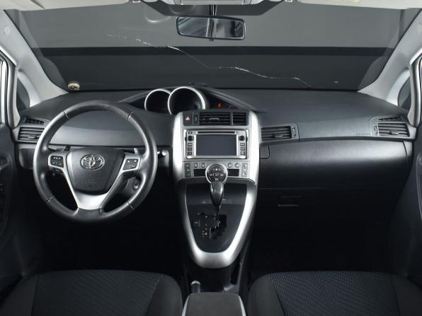 Toyota Verso I с пробегом 2012 года, цена 1 149 995 рублей, 263091 км, компактвэн, Автокод Объявления