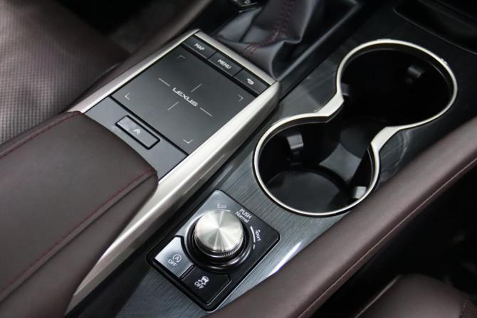 Lexus RX IV Рестайлинг с пробегом 2019 года, цена 4 495 170 рублей, 97398 км, внедорожник, Автокод Объявления