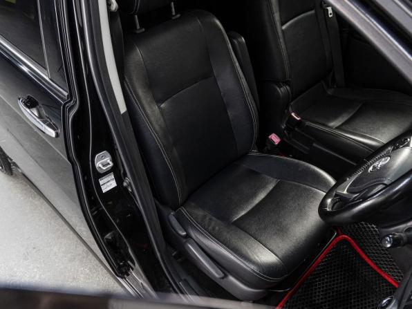 Toyota ISis I Рестайлинг с пробегом 2014 года, цена 1 270 000 рублей, 168374 км, компактвэн, Автокод Объявления